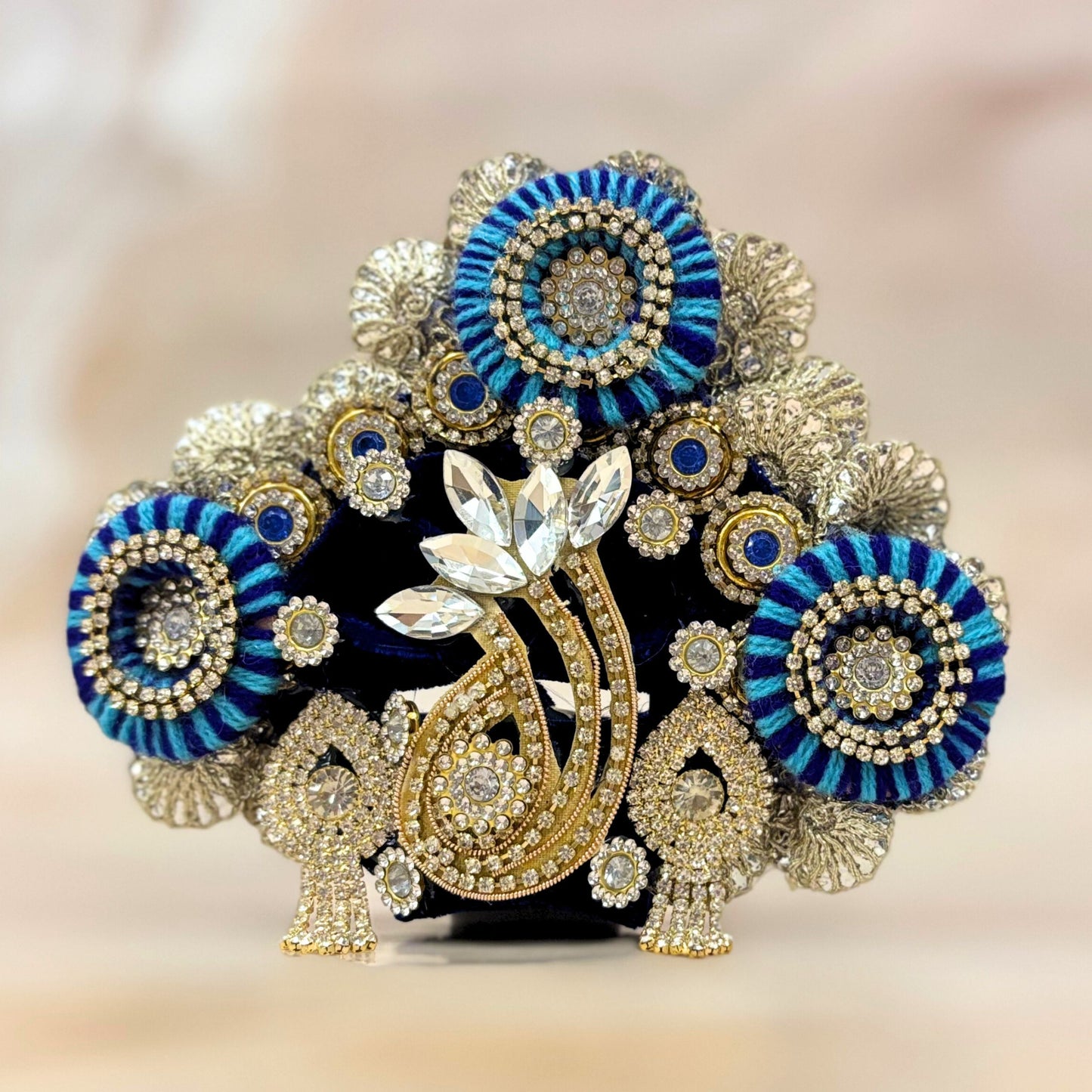Neelāmbaram Laddu Gopal Dress