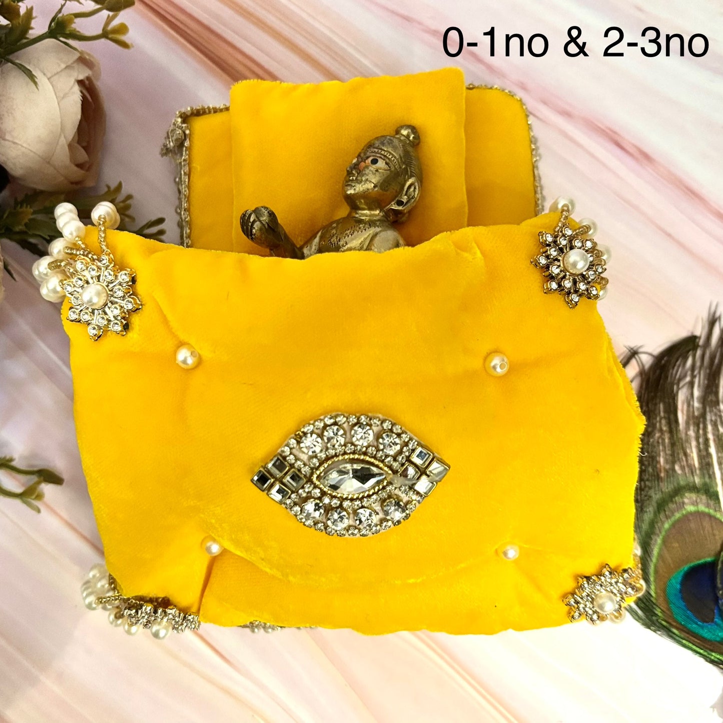 Kanakavishram Velvet Laddu Gopal Bedding Set