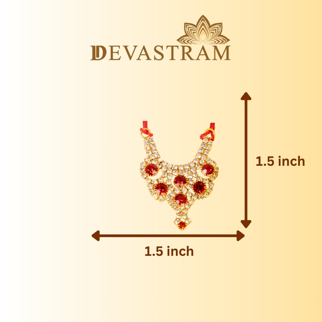 Red stone necklace with measurements on a beige background