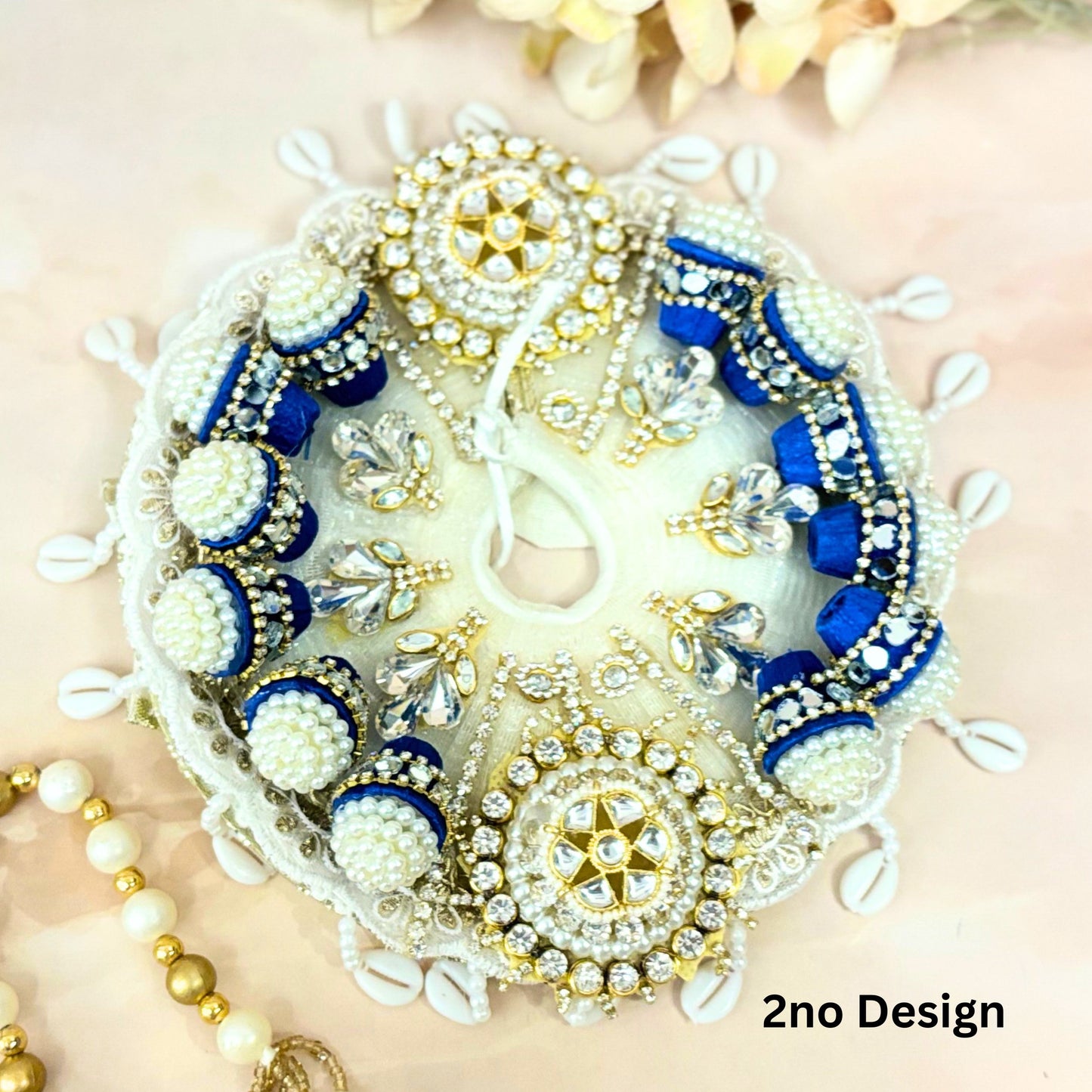 Shvetārka Laddu Gopal Dress