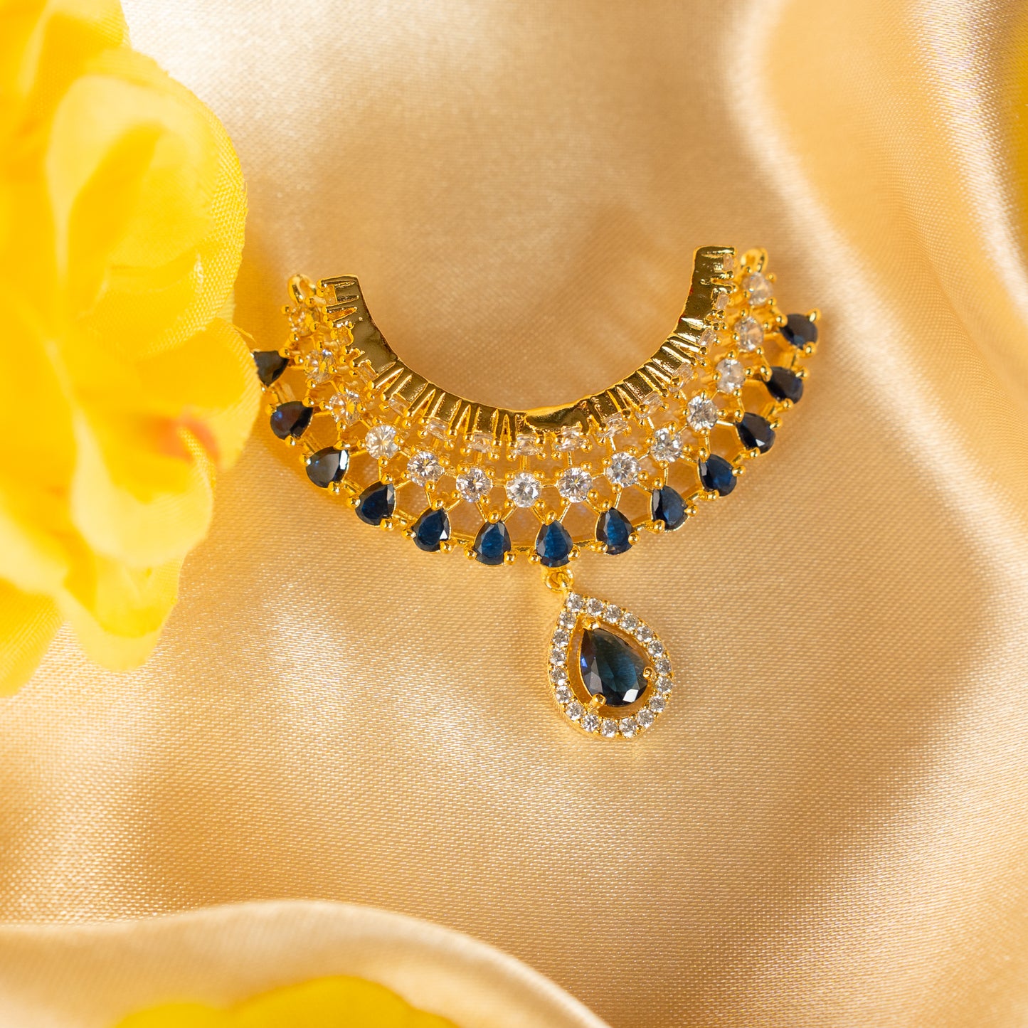 Neelansh Madhuri Necklace