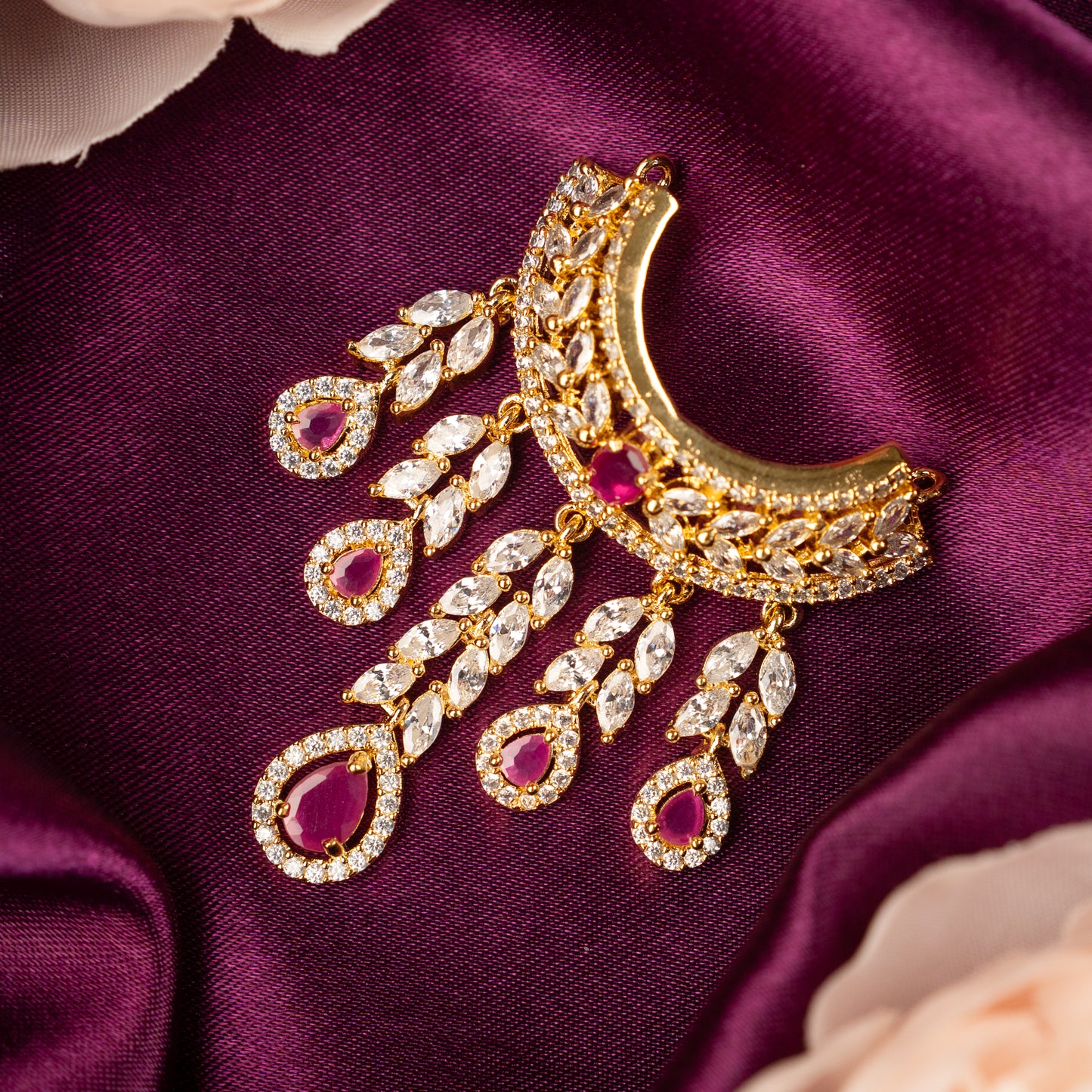 Rakt Madhuri Necklace