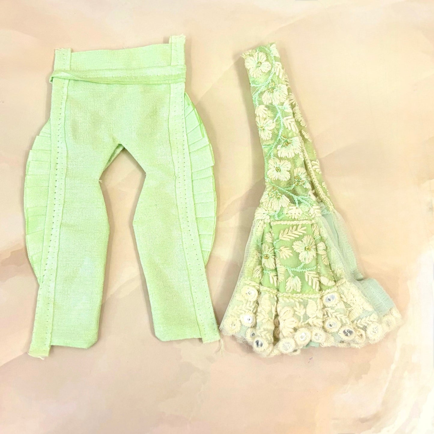 Haritaamrit Radha Krishna Dress