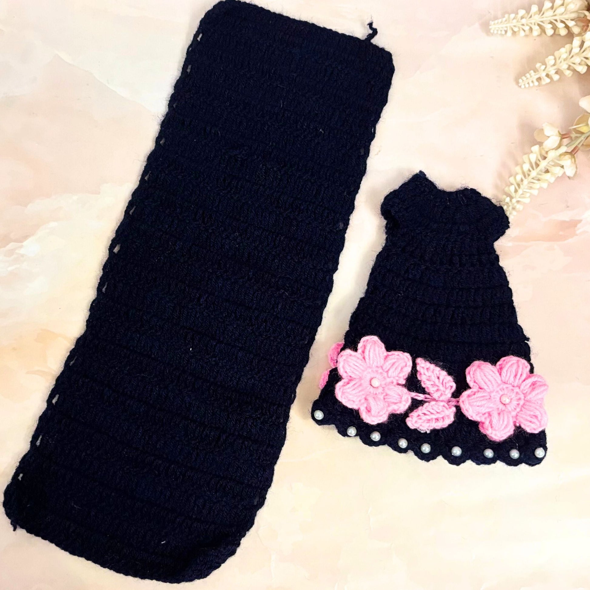 Krishnapushpa Radha Krishna Woollen Dress