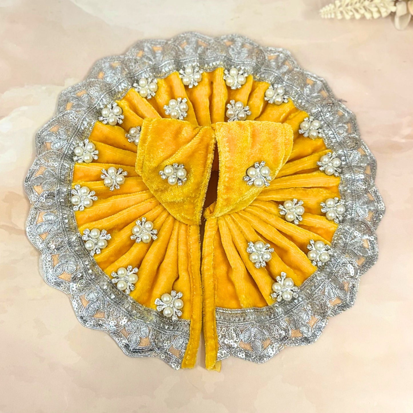 Kanakpriya Velvet Laddu Gopal Dress Combo – Set of 4