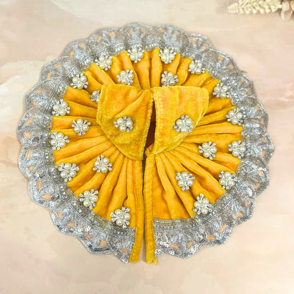 Kanakpriya Velvet Laddu Gopal Dress Combo – Set of 4