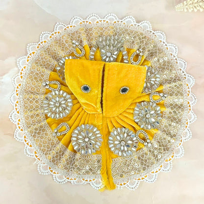 Vaidehi Velvet Laddu Gopal Dress Combo – Set of 4