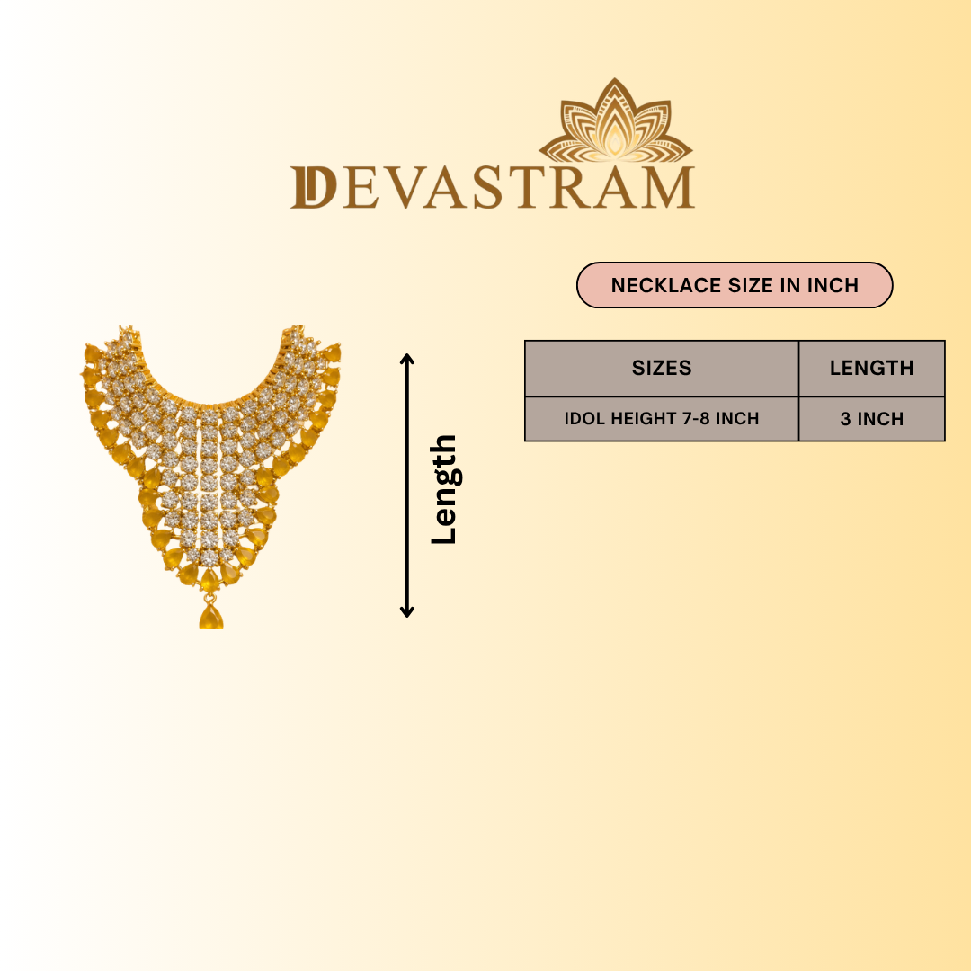 Moti Shwet Necklace Set
