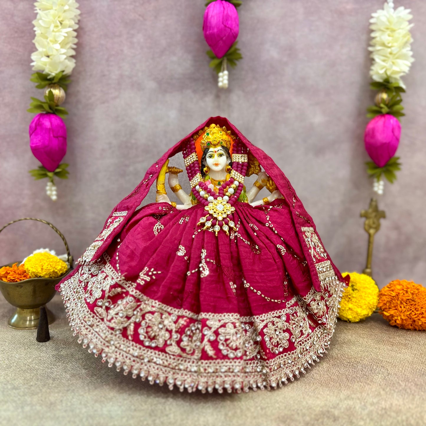 Rani Shringar Mata Rani Dress