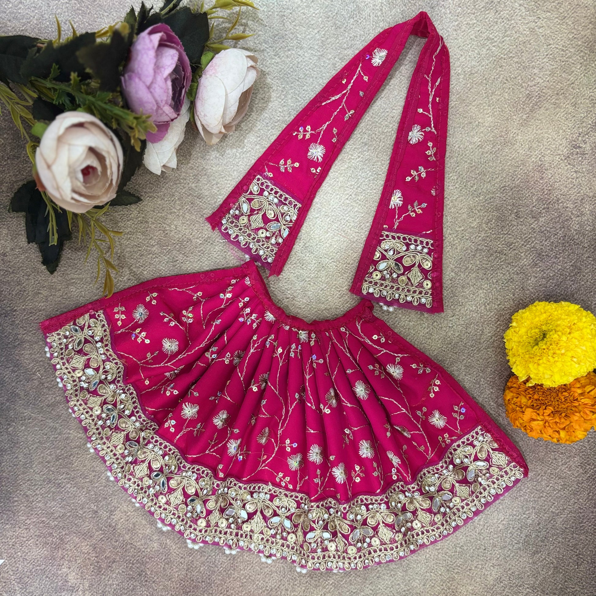 Rani Shringarika Mata Rani Dress