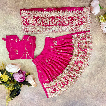 Madhur Sobhaa Mata Rani Dress