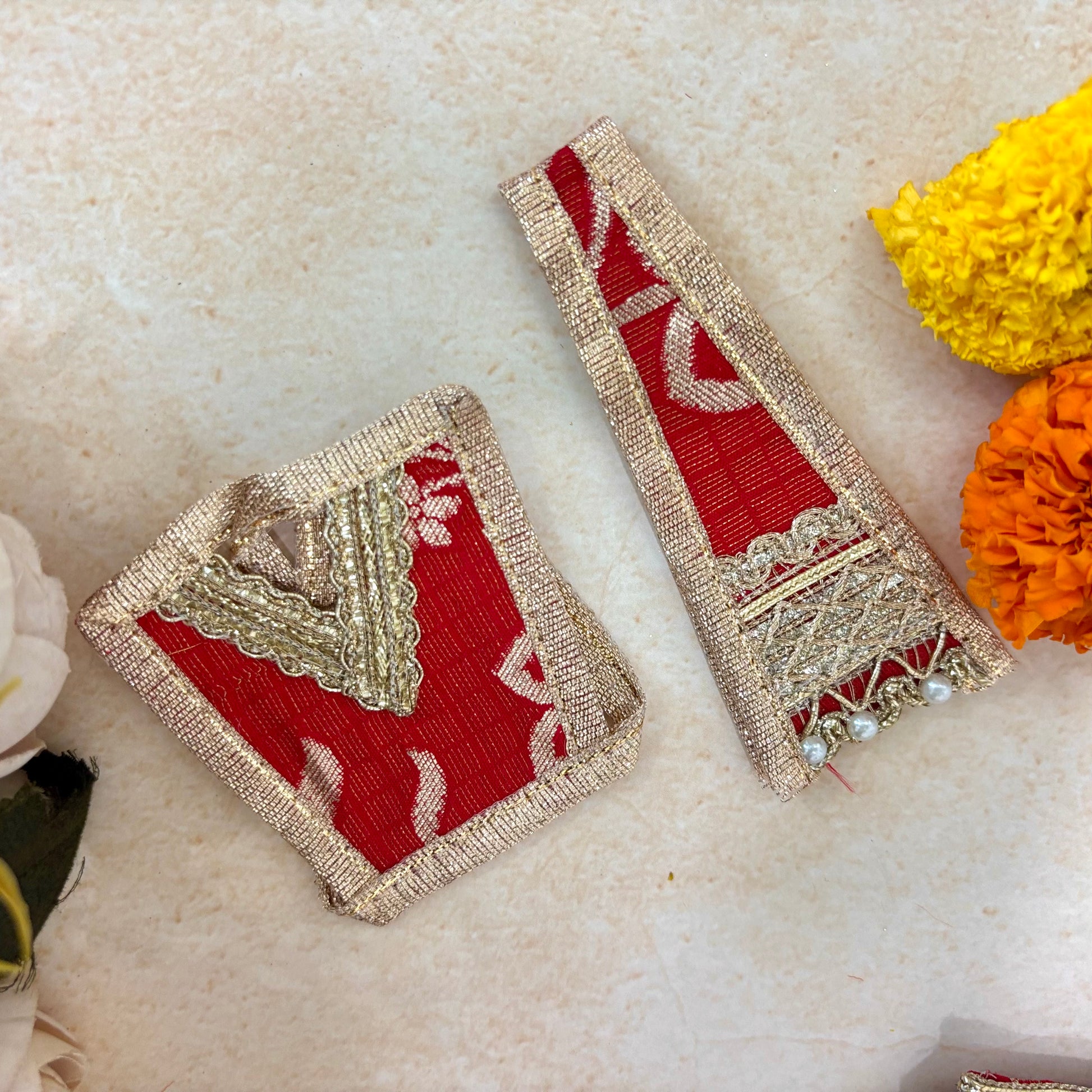Peetambari Divya Sai Baba Dresses