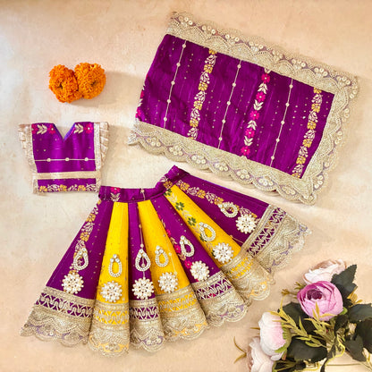 Vilas Shringar Mata Rani Dress