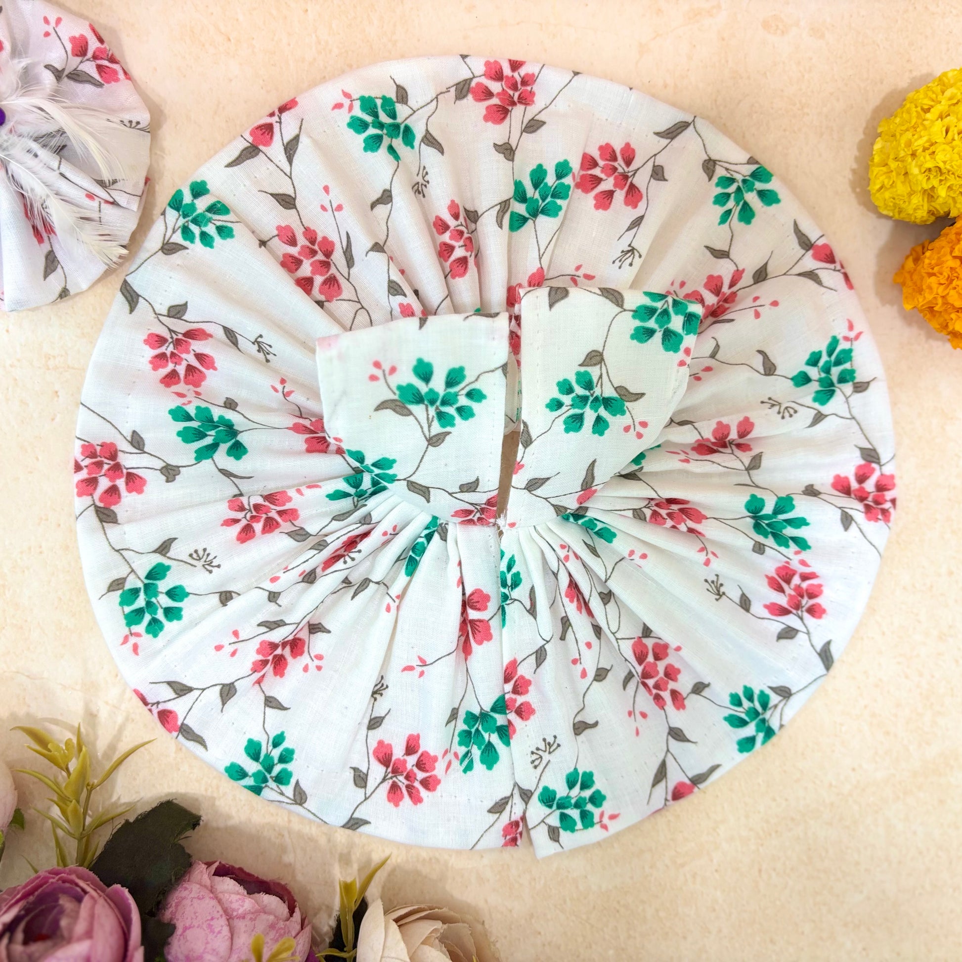 Govind Tarang Laddu Gopal Dress