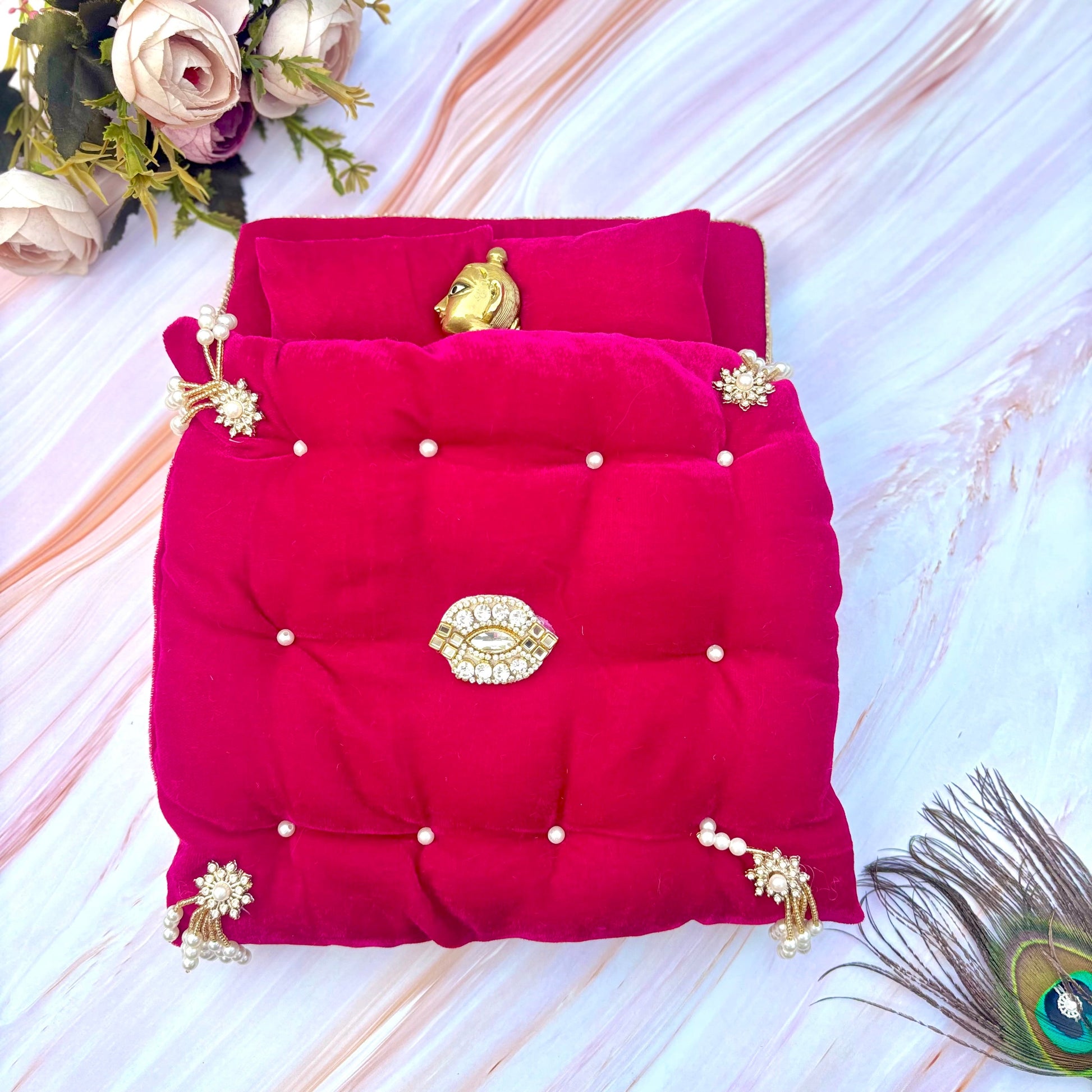 Gulabshayan Velvet Laddu Gopal Bedding Set