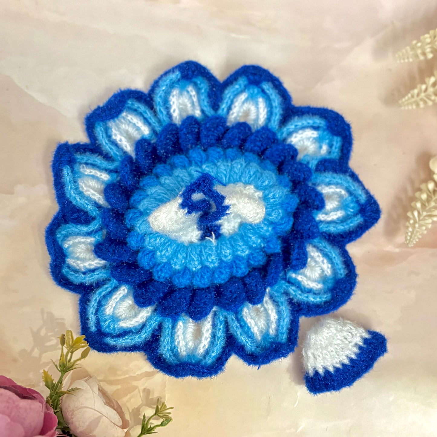 Neelposhak Woollen Laddu Gopal Dress