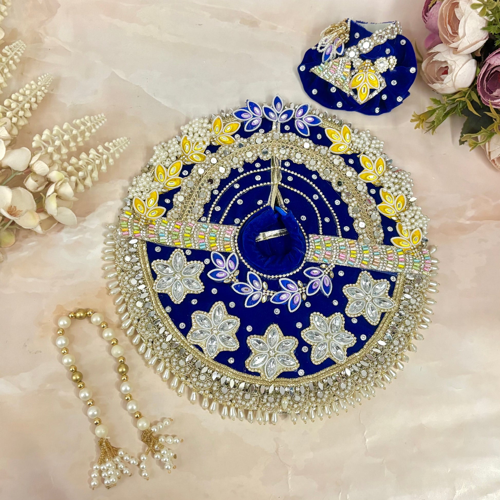 Ratnadarshika Velvet Laddu Gopal Dress