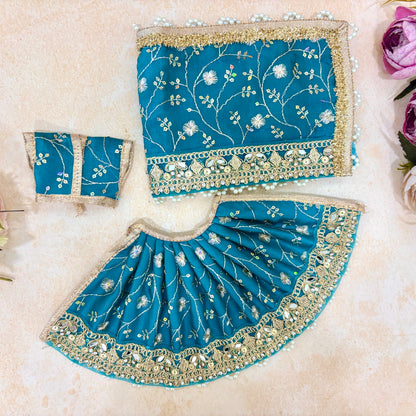 Gopeshwar Radhe Krishna Dress