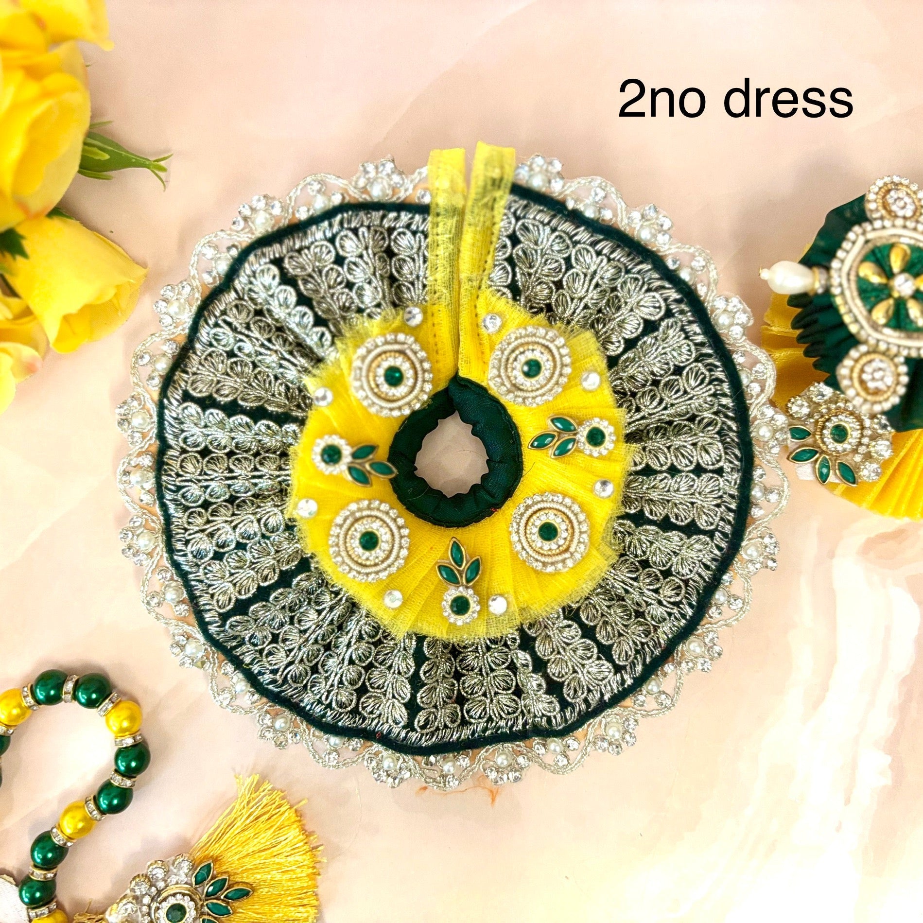 Peet Harit Kundan Laddu Gopal Dress