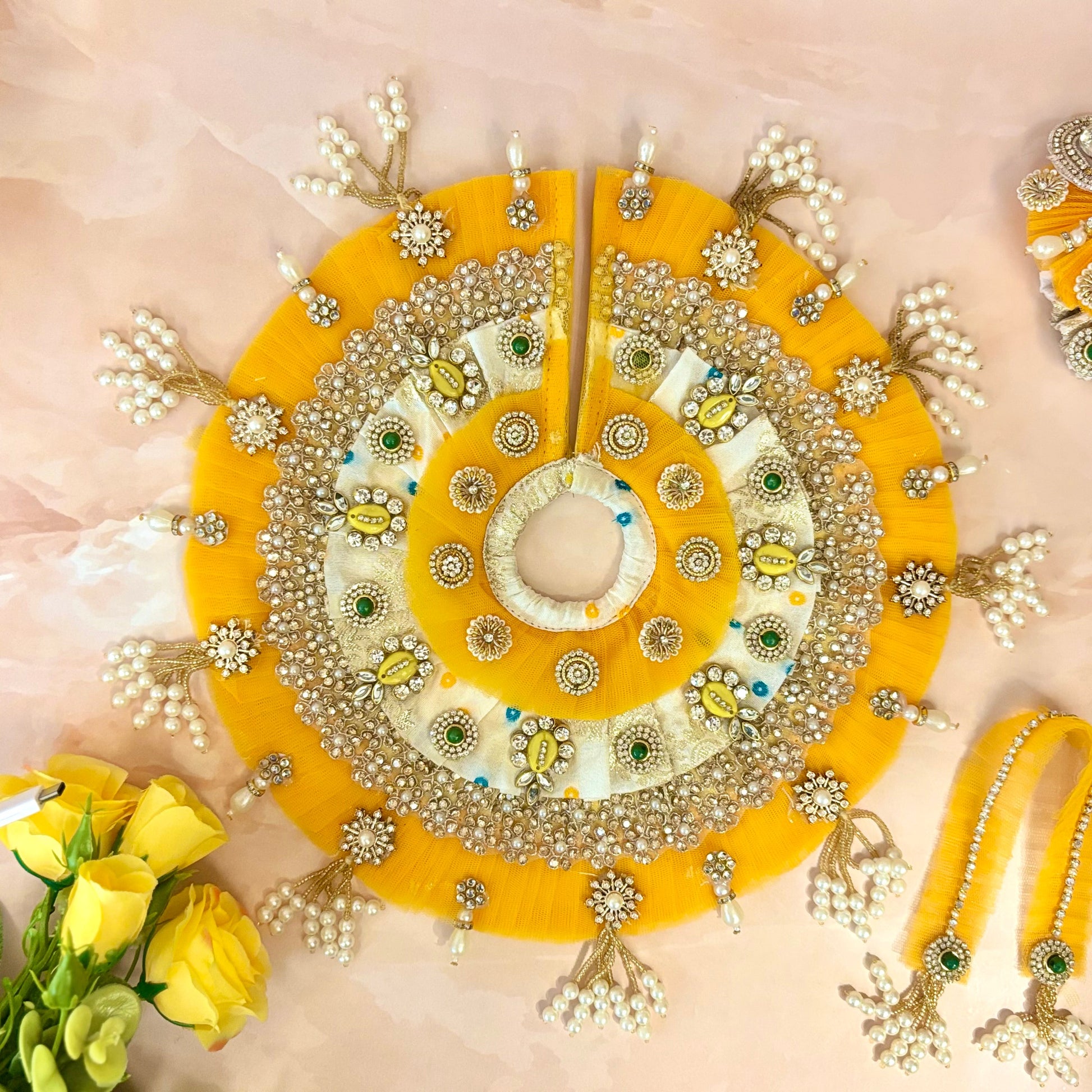 Girdhar Laddu Gopal Dress