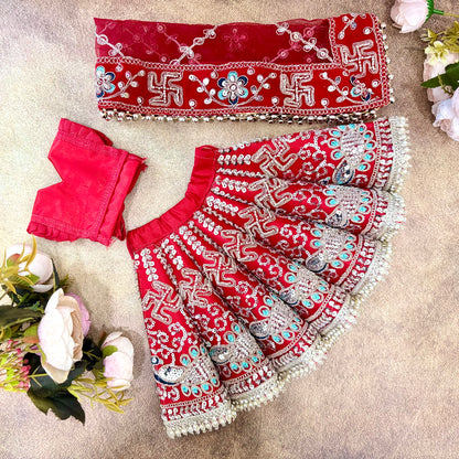 Raj Nandani Mata Rani Dress