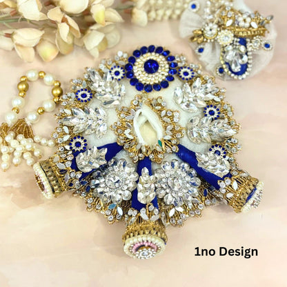 Shvetārāvinda Laddu Gopal Dress