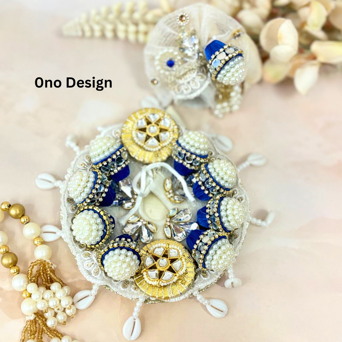 Shvetārka Laddu Gopal Dress
