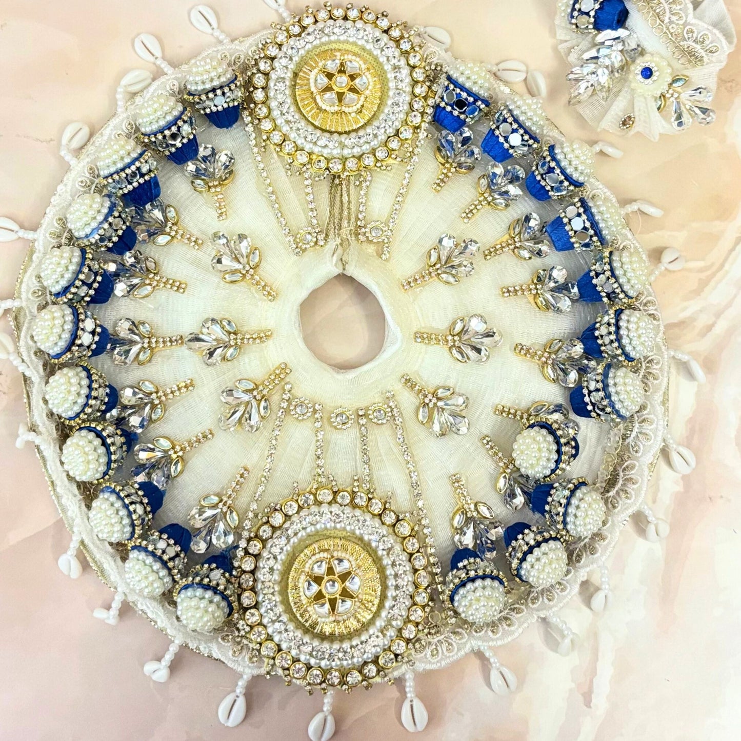 Shvetārka Laddu Gopal Dress