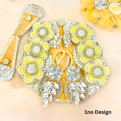 Haripīta Laddu Gopal Dress